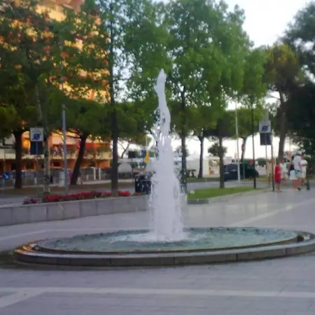 Pleasant One-bedroom With Pool